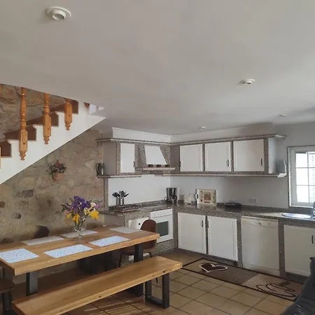 בית נופש Casa O Castrino *